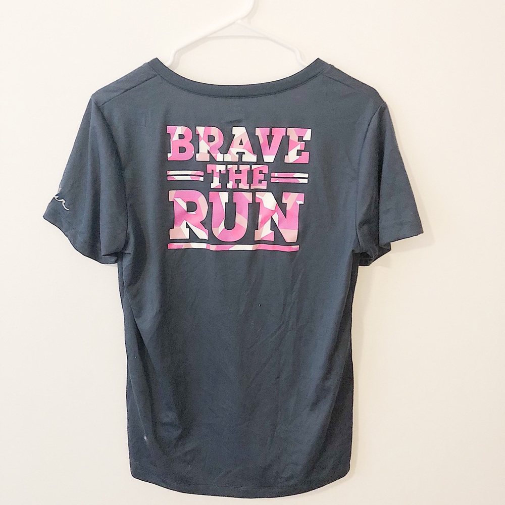 Under Armour grey t shirt